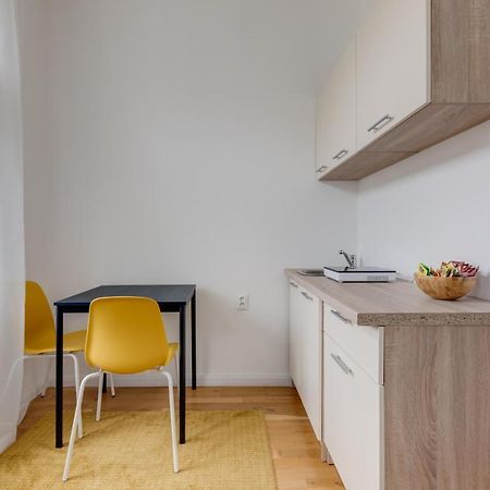 Jt'S Apartments Spanelska Str. Прага Екстер'єр фото